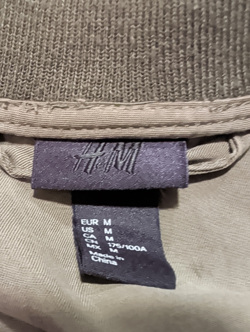 H&M Jacket. - Picture 2 of 3